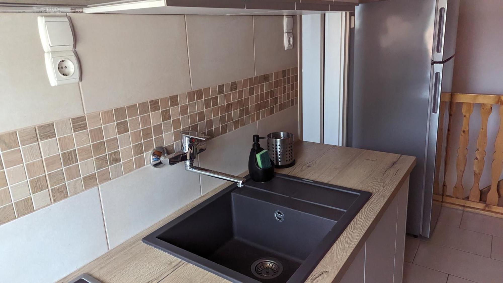 Viragos Apartman Balatonszemes Exterior photo
